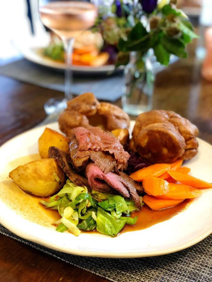 The Red Lion Hotel Oakford エクステリア 写真